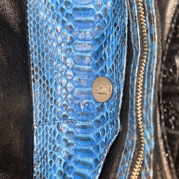 Vintage Lai Pamela Blue Python Handbag - Picture 6 of 6
